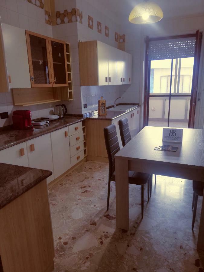 Rosita Rooms Лечче Екстер'єр фото